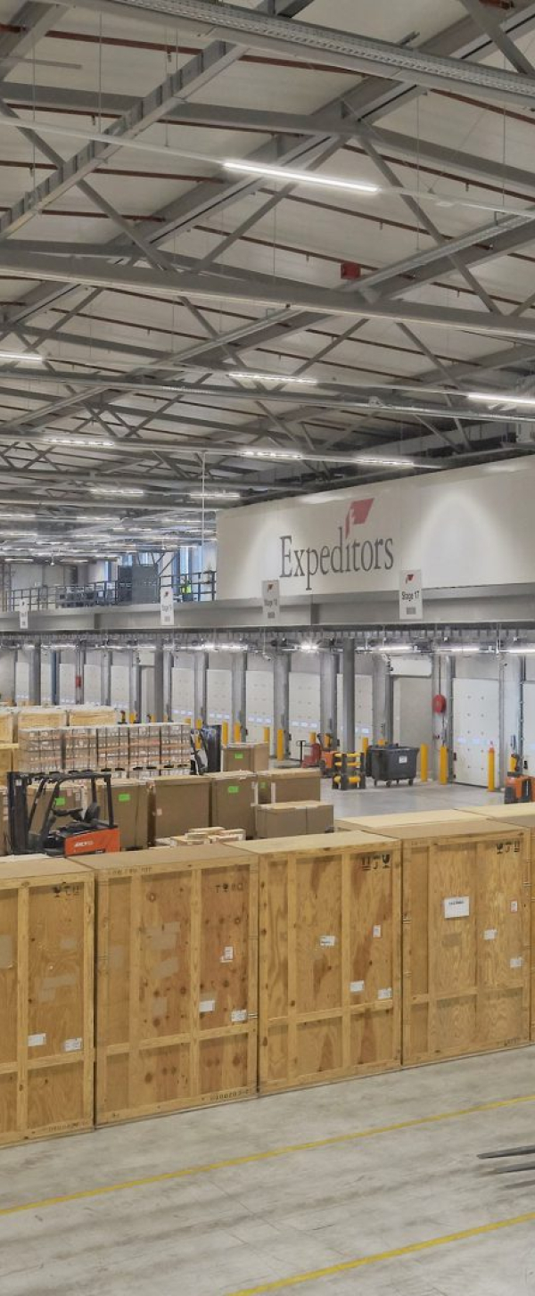 Expeditors International BV hal 